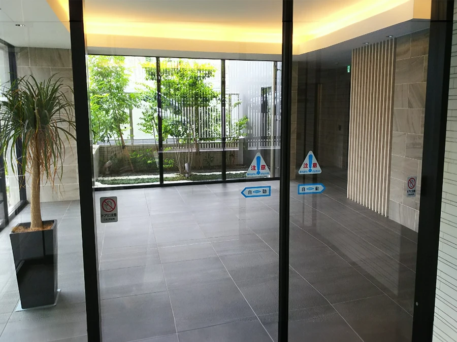 新しいエントランス